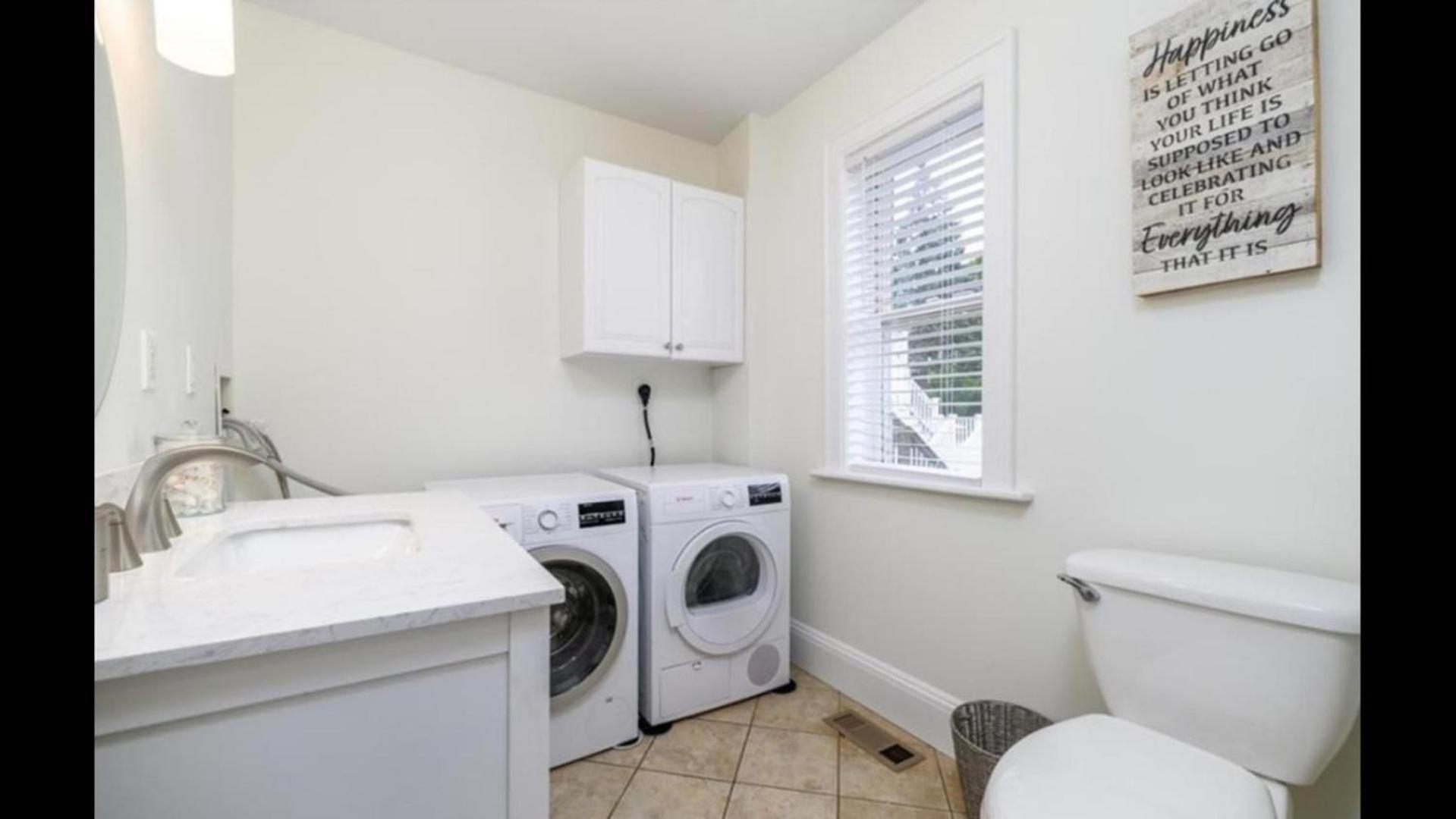 Black Rock Home - 4 Bed - Jacuzzi Bath - Beach Bridgeport Exterior foto