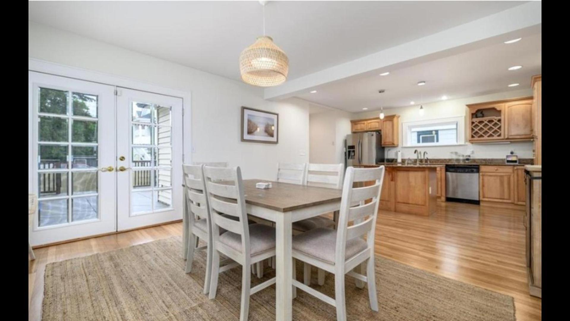 Black Rock Home - 4 Bed - Jacuzzi Bath - Beach Bridgeport Exterior foto